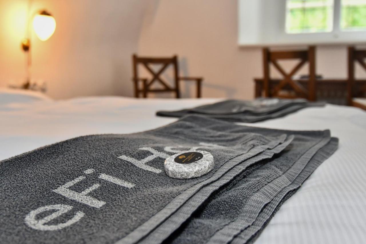 Zamek Racice Hotel Kültér fotó