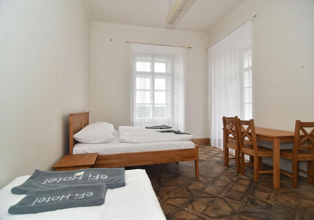 Zamek Racice Hotel Kültér fotó